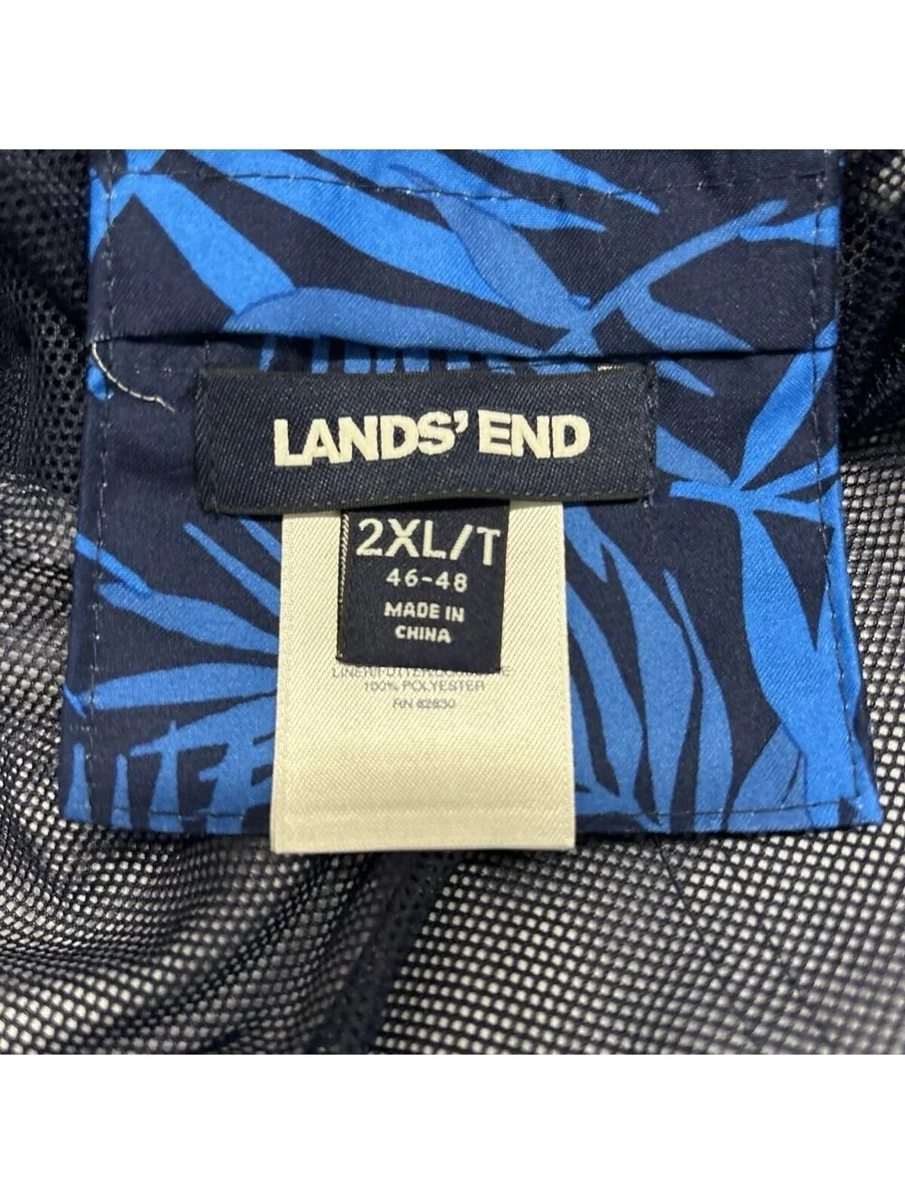 Lands’ End Men’s Swim Trunks 2XL/T NWT Blue Palm Leaf 8” Volley Board Shorts